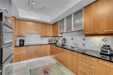 Купить кондоминиум в Холливуд, Флорида 3 спальни, 214.42м2, № 2020340 - фото 16