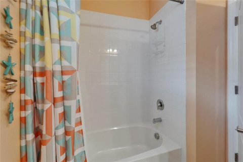 House in Parrish, Florida 3 bedrooms, 164.07 sq.m. № 1686626 - photo 26