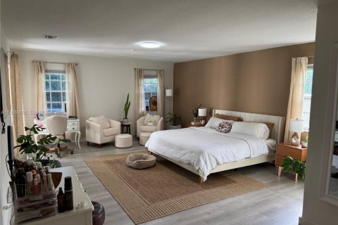 Villa ou maison à vendre à Miami, Floride: 5 chambres № 1997477 - photo 19