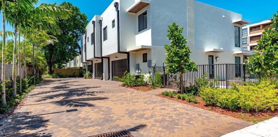 Adosado en Fort Lauderdale, Florida 3 dormitorios, 198.35 m2 № 1216188