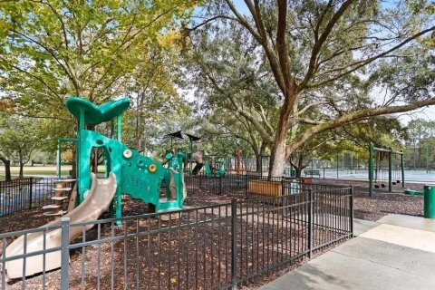 Condo in Tampa, Florida, 2 bedrooms  № 1681747 - photo 23