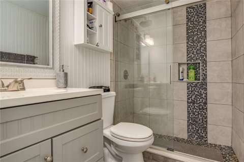 Condo in Tampa, Florida, 2 bedrooms  № 1681747 - photo 13