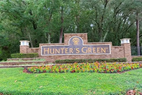 Condo in Tampa, Florida, 2 bedrooms  № 1681747 - photo 1