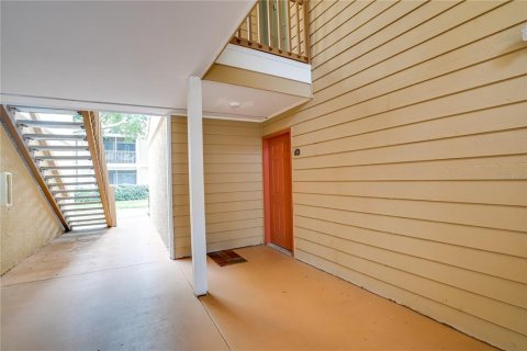 Condo in Tampa, Florida, 2 bedrooms  № 1681747 - photo 28