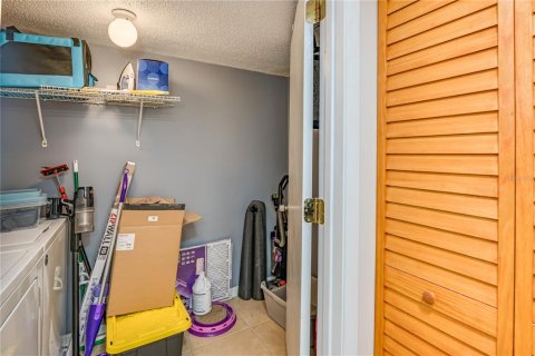 Condo in Tampa, Florida, 2 bedrooms  № 1681747 - photo 18