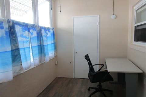 Condo in Saint Petersburg, Florida, 1 bedroom  № 1829510 - photo 22
