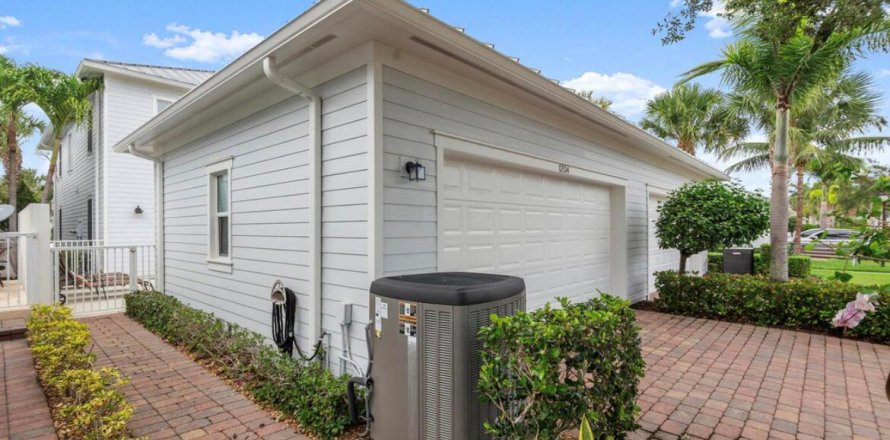 Adosado en Jupiter, Florida 3 dormitorios, 175.59 m2 № 1160281