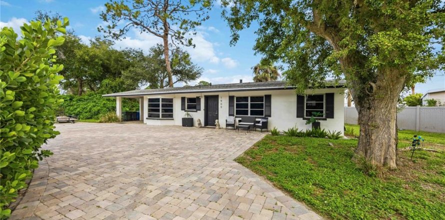 Villa ou maison à Sarasota, Floride 2 chambres, 102.19 m2 № 2296501