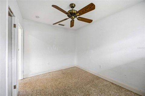 Villa ou maison à vendre à Sarasota, Floride: 2 chambres, 102.19 m2 № 2296501 - photo 19