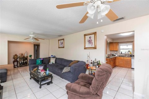 Villa ou maison à vendre à Lake Wales, Floride: 3 chambres, 147.53 m2 № 2204198 - photo 5