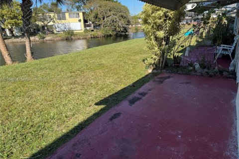 Copropriété à vendre à Miami Gardens, Floride: 1 chambre, 64.29 m2 № 2010708 - photo 12