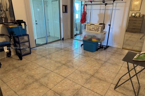 Copropriété à vendre à Miami Gardens, Floride: 1 chambre, 64.29 m2 № 2010708 - photo 8
