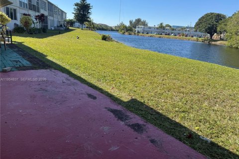 Copropriété à vendre à Miami Gardens, Floride: 1 chambre, 64.29 m2 № 2010708 - photo 11