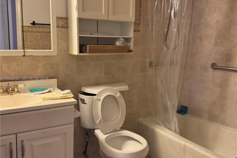 Copropriété à vendre à Miami Gardens, Floride: 1 chambre, 64.29 m2 № 2010708 - photo 9