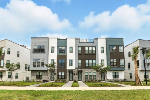 Adosado en alquiler en Orlando, Florida, 3 dormitorios, 193.7 m2 № 1884818 - foto 1