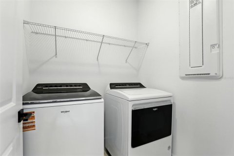 Adosado en alquiler en Orlando, Florida, 3 dormitorios, 193.7 m2 № 1884818 - foto 27