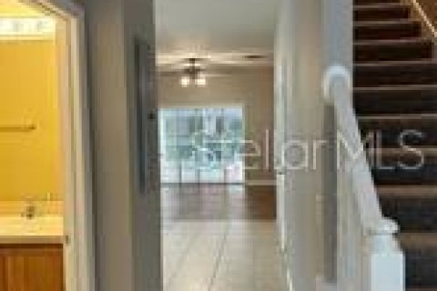 House in Clermont, Florida 3 bedrooms, 138.8 sq.m. № 2196142 - photo 5