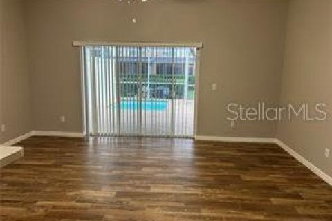 House in Clermont, Florida 3 bedrooms, 138.8 sq.m. № 2196142 - photo 6