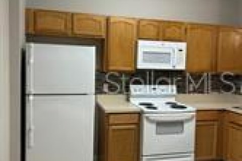 House in Clermont, Florida 3 bedrooms, 138.8 sq.m. № 2196142 - photo 10