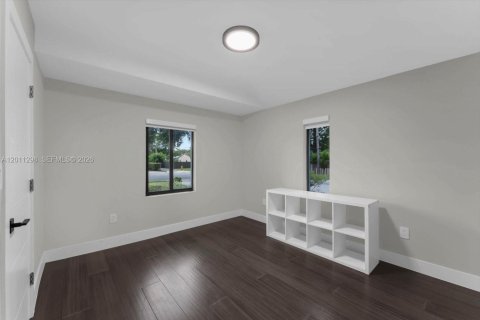 Villa ou maison à vendre à Miami Shores, Floride: 4 chambres, 271.46 m2 № 2171093 - photo 24