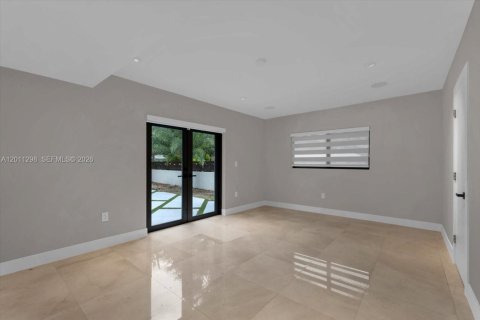 Villa ou maison à vendre à Miami Shores, Floride: 4 chambres, 271.46 m2 № 2171093 - photo 15