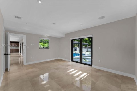 Villa ou maison à vendre à Miami Shores, Floride: 4 chambres, 271.46 m2 № 2171093 - photo 14