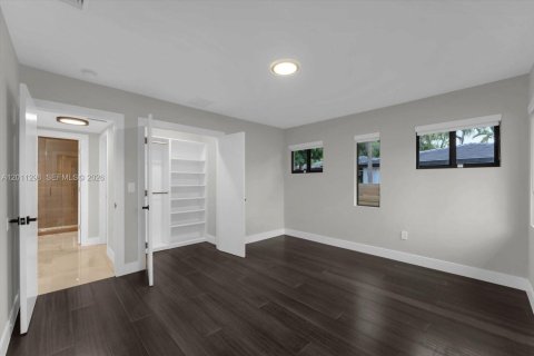 Villa ou maison à vendre à Miami Shores, Floride: 4 chambres, 271.46 m2 № 2171093 - photo 22