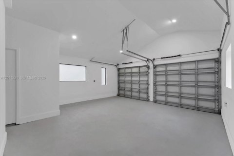 Villa ou maison à vendre à Miami Shores, Floride: 4 chambres, 271.46 m2 № 2171093 - photo 29