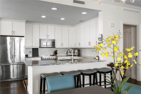 Condo in Tampa, Florida, 3 bedrooms № 2091674 - photo 24
