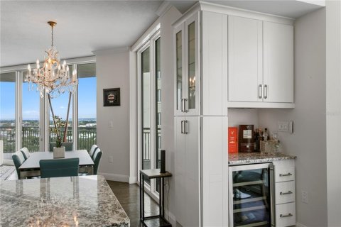 Condo in Tampa, Florida, 3 bedrooms № 2091674 - photo 29