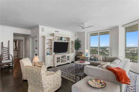 Condo in Tampa, Florida, 3 bedrooms № 2091674 - photo 16