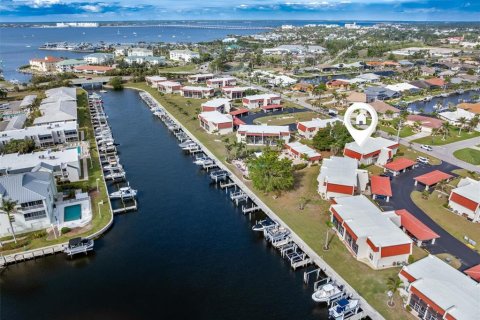 Condo in Punta Gorda, Florida, 2 bedrooms  № 1508338 - photo 30
