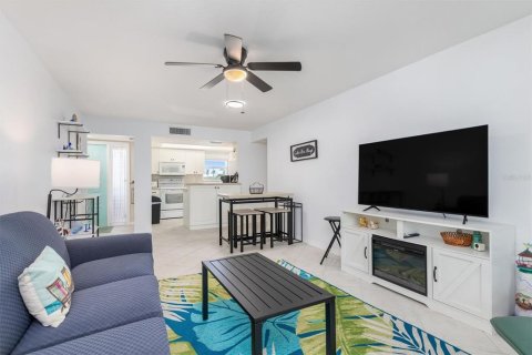 Condo in Punta Gorda, Florida, 2 bedrooms  № 1508338 - photo 7