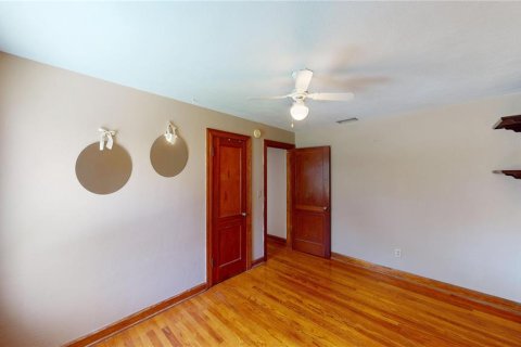 House in Clearwater, Florida 4 bedrooms, 248.05 sq.m. № 1733161 - photo 14