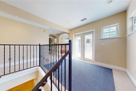 House in Clearwater, Florida 4 bedrooms, 248.05 sq.m. № 1733161 - photo 4