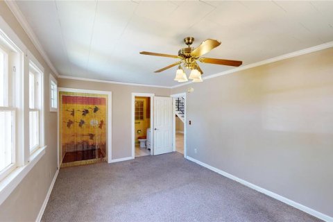 House in Clearwater, Florida 4 bedrooms, 248.05 sq.m. № 1733161 - photo 20