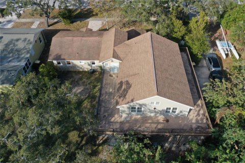 House in Clearwater, Florida 4 bedrooms, 248.05 sq.m. № 1733161 - photo 2