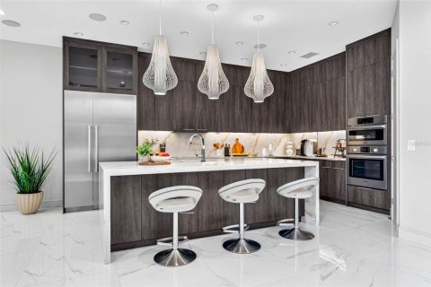 Villa ou maison à vendre à Tampa, Floride: 4 chambres, 432.46 m2 № 2388916 - photo 25