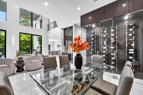 Villa ou maison à vendre à Tampa, Floride: 4 chambres, 432.46 m2 № 2388916 - photo 20