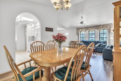 Casa en venta en Port Charlotte, Florida, 3 dormitorios, 208.01 m2 № 1900654 - foto 9
