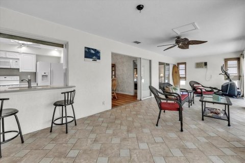 Casa en venta en Port Charlotte, Florida, 3 dormitorios, 208.01 m2 № 1900654 - foto 29