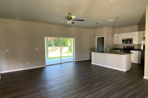 Casa en alquiler en Port Charlotte, Florida, 3 dormitorios, 148.74 m2 № 1903302 - foto 3