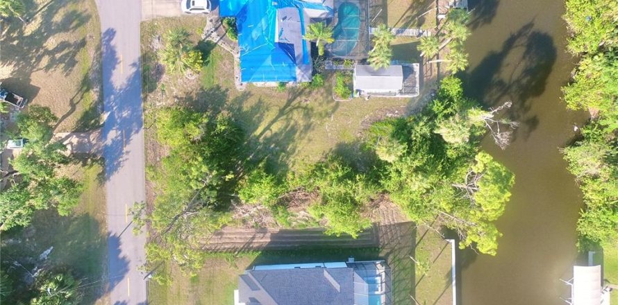 Land in Port Charlotte, Florida № 1616016