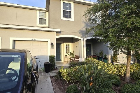 Townhouse in Kissimmee, Florida 3 bedrooms, 144.46 sq.m. № 1846846 - photo 2