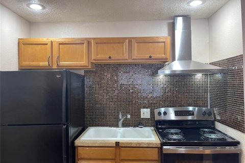 Copropriété à louer à Tampa, Floride: 1 chambre, 70.61 m2 № 2404696 - photo 6