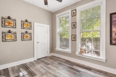 House in Ocala, Florida 4 bedrooms, 155.7 sq.m. № 2308163 - photo 10