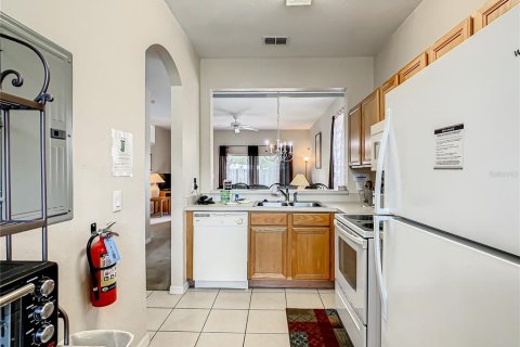 Townhouse in Davenport, Florida 4 bedrooms, 172.43 sq.m. № 1443748 - photo 7