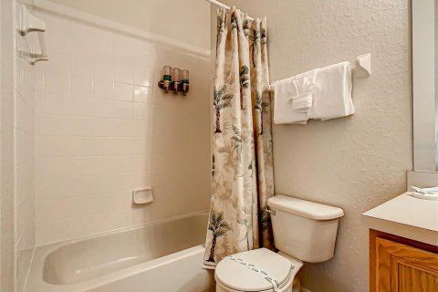 Townhouse in Davenport, Florida 4 bedrooms, 172.43 sq.m. № 1443748 - photo 23