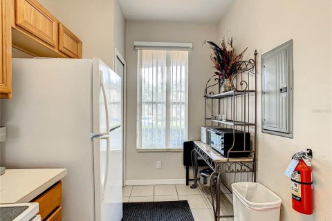 Townhouse in Davenport, Florida 4 bedrooms, 172.43 sq.m. № 1443748 - photo 6