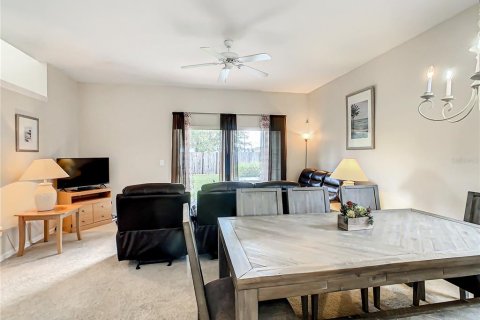 Townhouse in Davenport, Florida 4 bedrooms, 172.43 sq.m. № 1443748 - photo 10